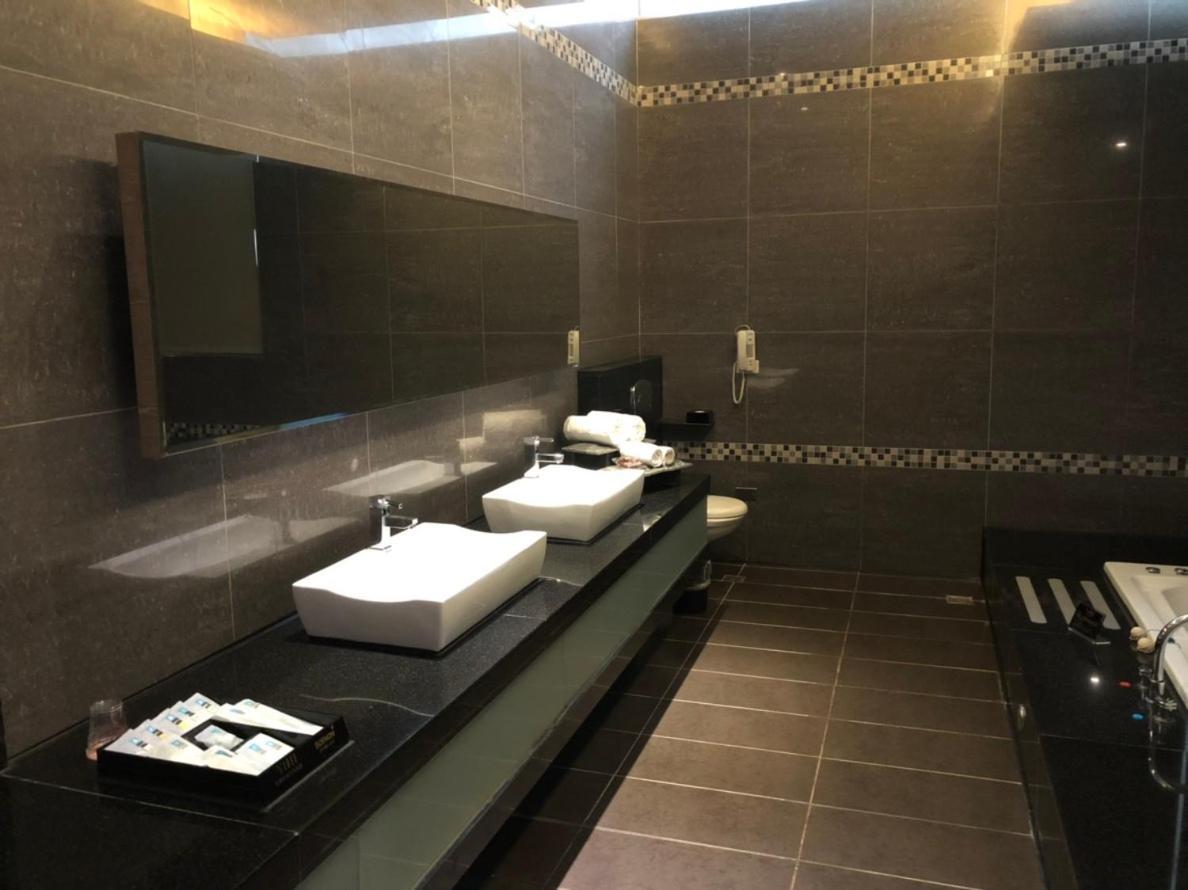 Idee Spa Motel Yangmei Bagian luar foto