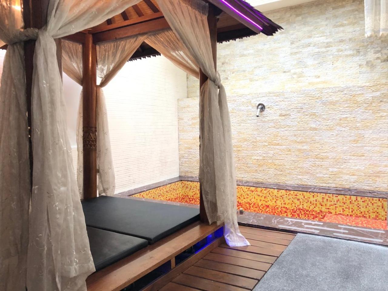 Idee Spa Motel Yangmei Bagian luar foto